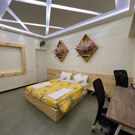 Vip Guest House Nashik Zewnętrze zdjęcie
